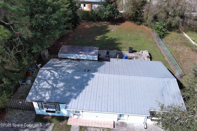 1835 42nd Avenue, Vero Beach, FL 32960