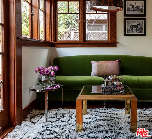 1716 S Hobart Boulevard, Los Angeles, CA 90006