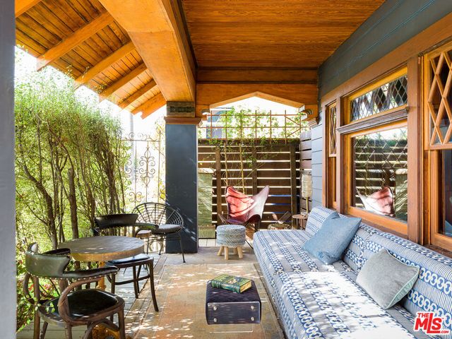 1716 S Hobart Boulevard, Los Angeles, CA 90006