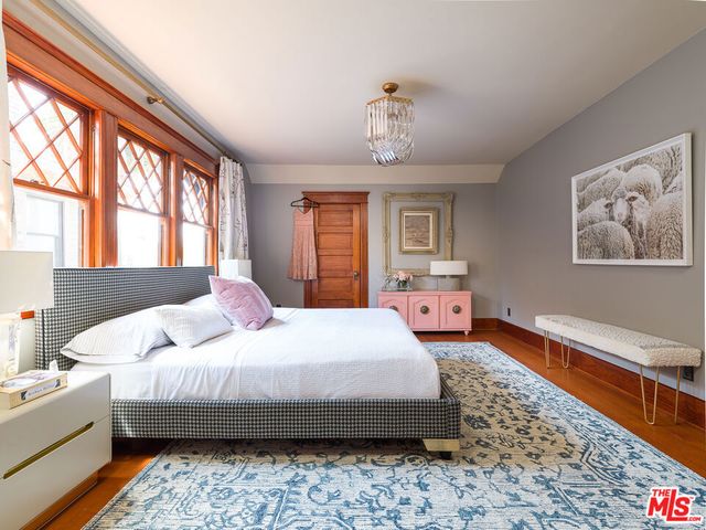 1716 S Hobart Boulevard, Los Angeles, CA 90006