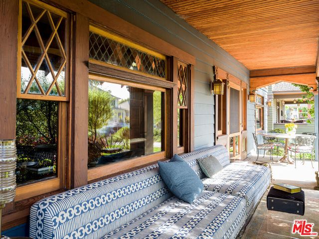 1716 S Hobart Boulevard, Los Angeles, CA 90006