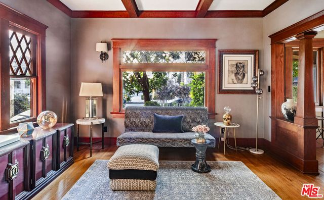 1716 S Hobart Boulevard, Los Angeles, CA 90006