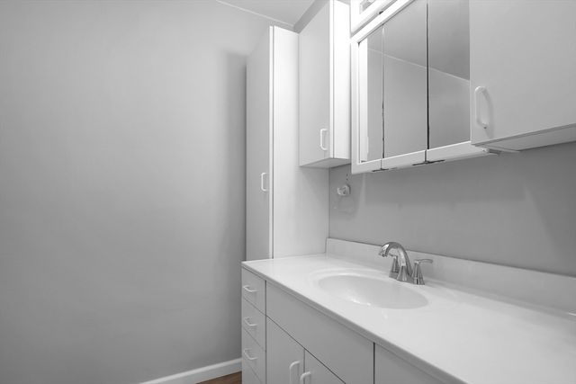 514 Lowell St, Methuen, MA 01844