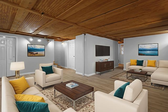 514 Lowell St, Methuen, MA 01844