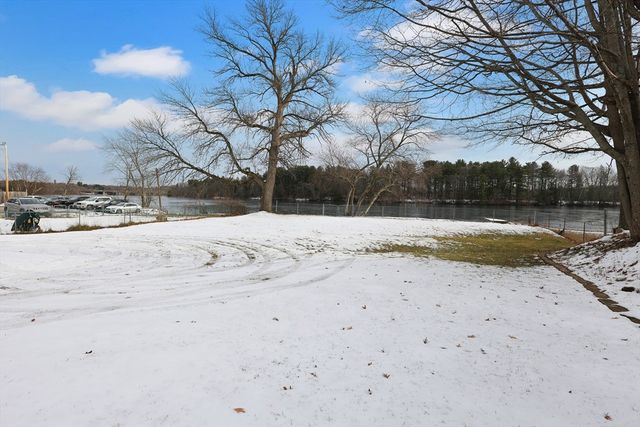 514 Lowell St, Methuen, MA 01844