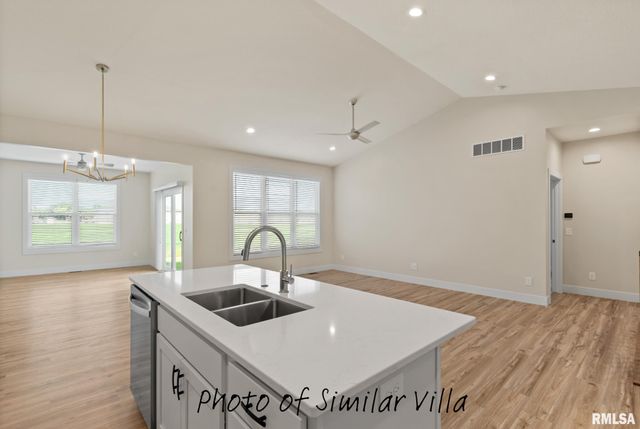 37 FRANK Court, Le Claire, IA 52753