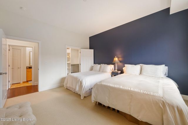 324 E Main St 401, Louisville, KY 40202