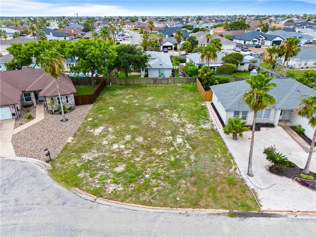13949 Lighthouse Dr, Corpus Christi, TX 78418 — exterior