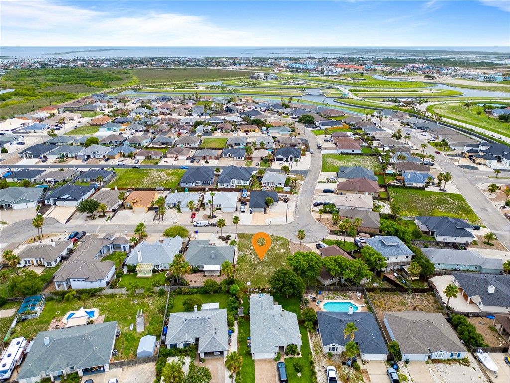13949 Lighthouse Dr, Corpus Christi, TX 78418 — photo 4
