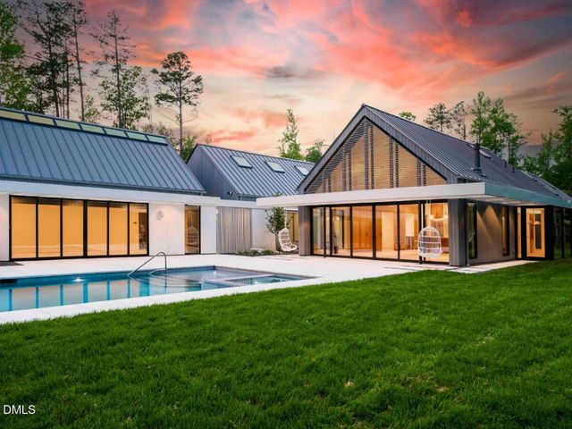 67 Gracehope Lane, Chapel Hill, NC 27516