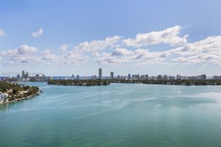 7601 E Treasure Dr 2319, North Bay Village, FL 33141