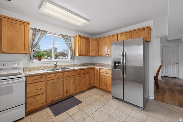 430 UTE CIR, Moab, UT 84532