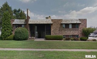 1970 SPRUCE HILLS Drive, Bettendorf, IA 52722