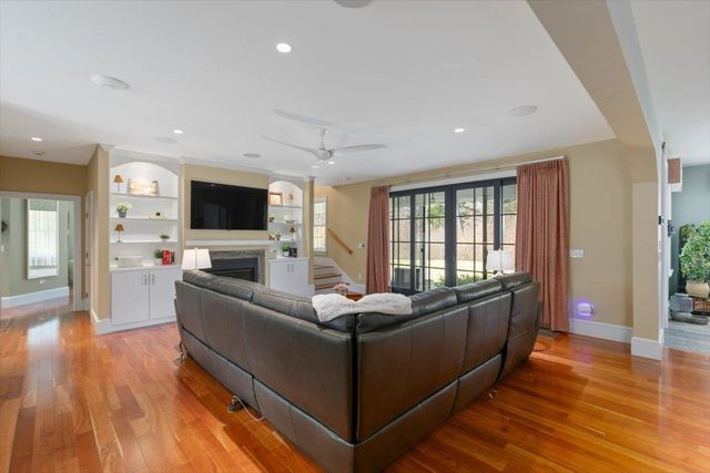 24 Brady Circle, Plaistow, NH 03865