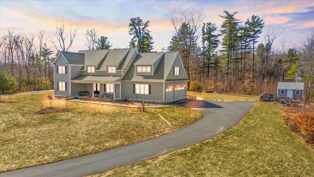 24 Brady Circle, Plaistow, NH 03865