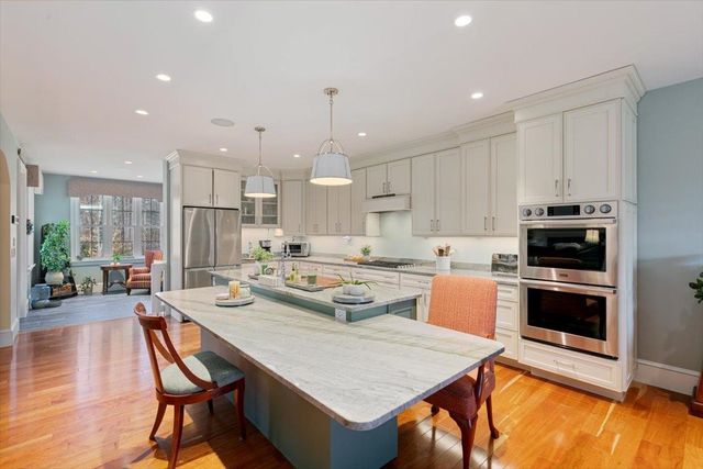 24 Brady Circle, Plaistow, NH 03865