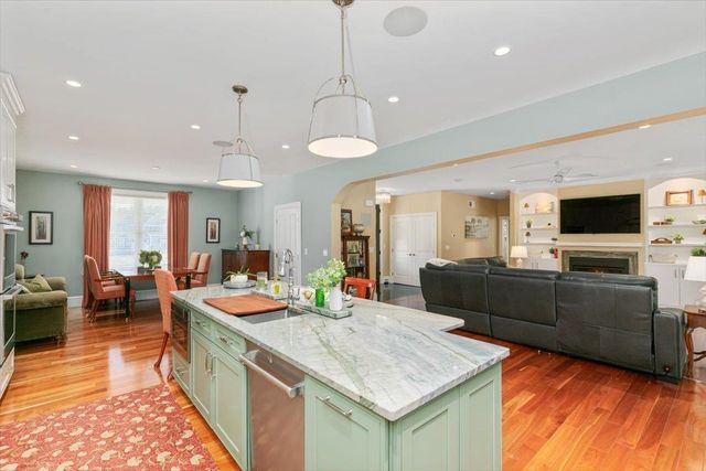 24 Brady Circle, Plaistow, NH 03865