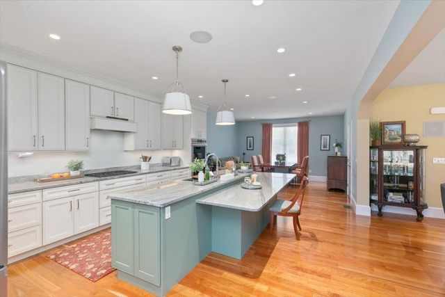 24 Brady Circle, Plaistow, NH 03865