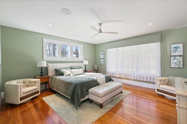 24 Brady Circle, Plaistow, NH 03865