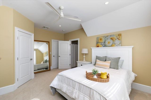 24 Brady Circle, Plaistow, NH 03865