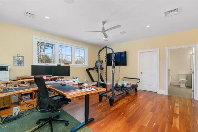 24 Brady Circle, Plaistow, NH 03865