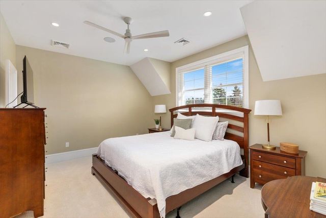 24 Brady Circle, Plaistow, NH 03865