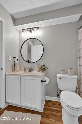 226 Middletown Square, Louisville, KY 40243