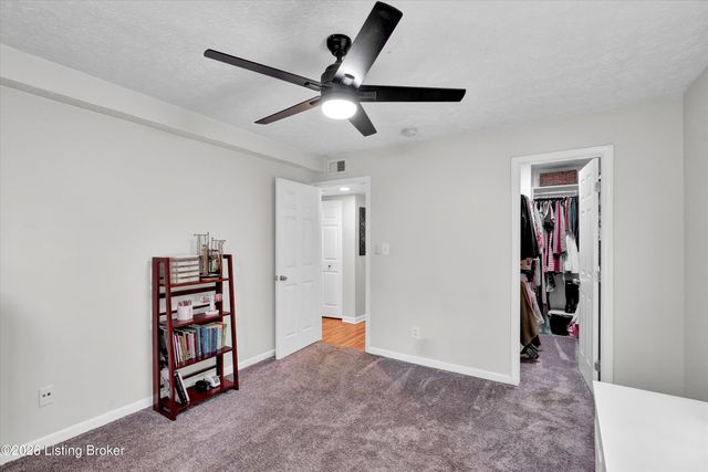 226 Middletown Square, Louisville, KY 40243