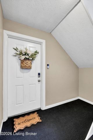 226 Middletown Square, Louisville, KY 40243