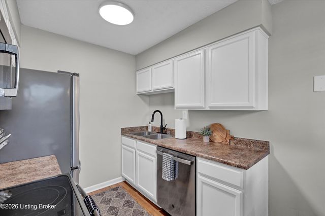 226 Middletown Square, Louisville, KY 40243