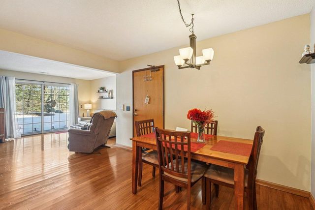 273 Kearney Way, Waunakee, WI 53597