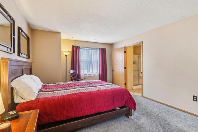 273 Kearney Way, Waunakee, WI 53597