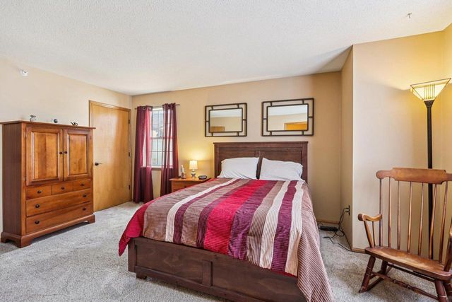 273 Kearney Way, Waunakee, WI 53597