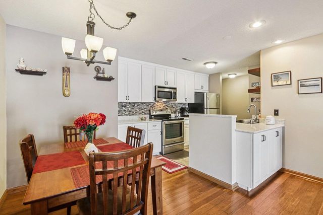 273 Kearney Way, Waunakee, WI 53597