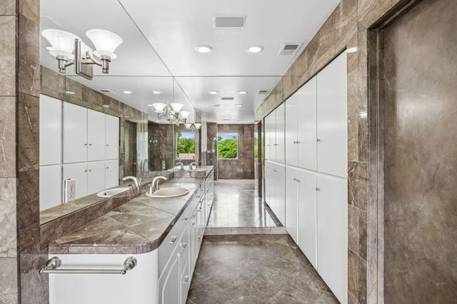 10695 Pagewood Drive, Dallas, TX 75230