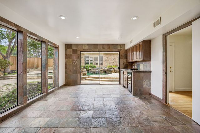 10695 Pagewood Drive, Dallas, TX 75230