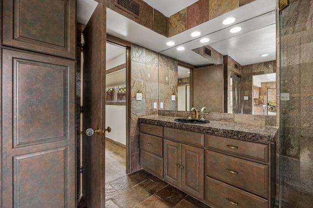 10695 Pagewood Drive, Dallas, TX 75230