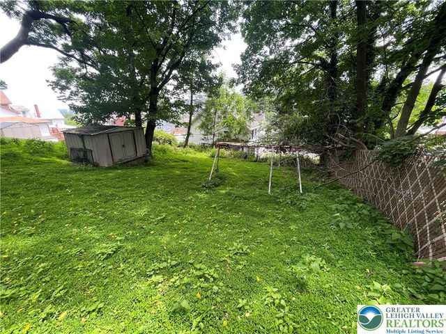 1043 Jeter Avenue, Fountain Hill Boro, PA 18015