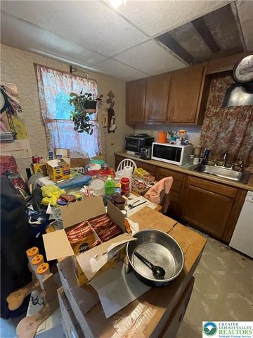 1043 Jeter Avenue, Fountain Hill Boro, PA 18015