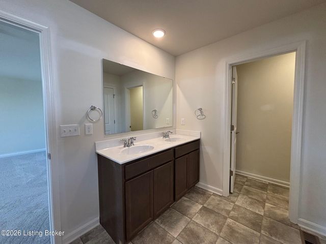 258 Ardmore Crossing Dr, Shelbyville, KY 40065