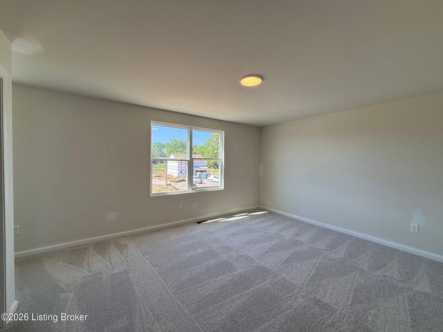 258 Ardmore Crossing Dr, Shelbyville, KY 40065