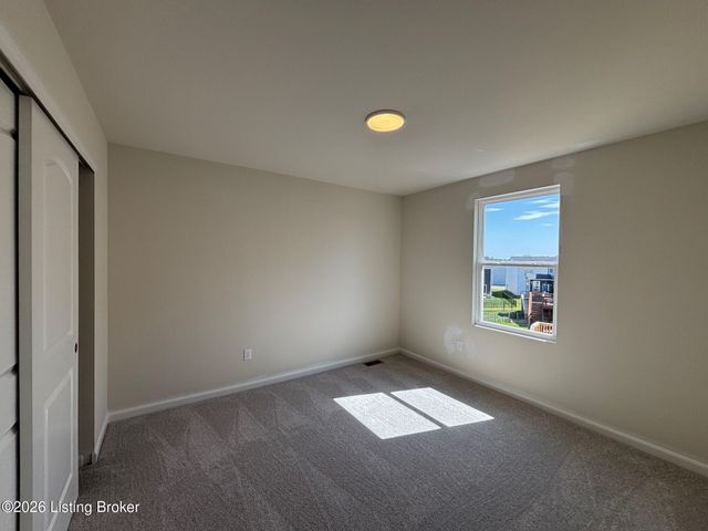 258 Ardmore Crossing Dr, Shelbyville, KY 40065
