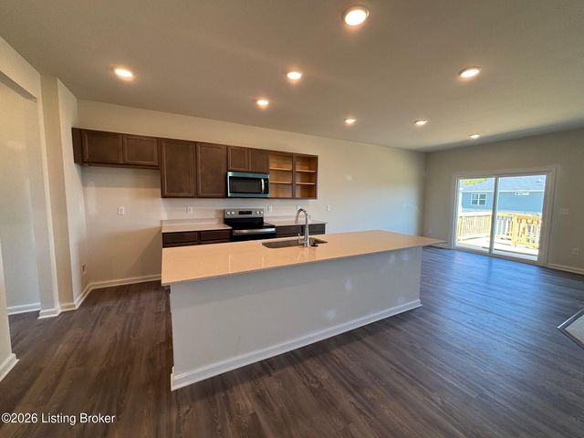 258 Ardmore Crossing Dr, Shelbyville, KY 40065