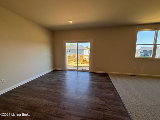 258 Ardmore Crossing Dr, Shelbyville, KY 40065