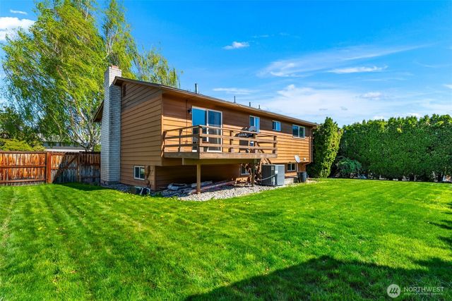 1517 4th Street, Wenatchee, WA 98801