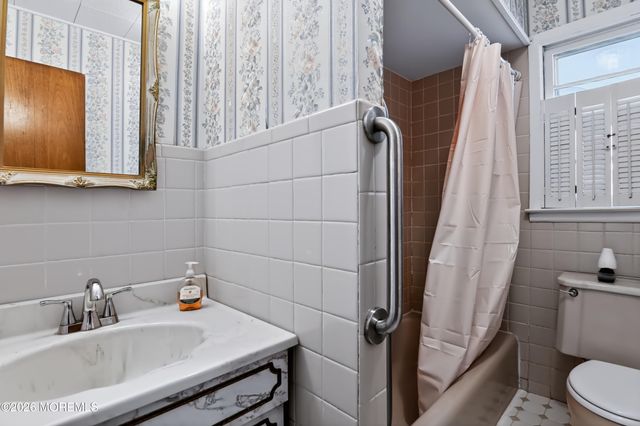 78 Darrow Street, South River, NJ 08882