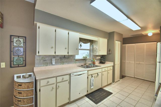 4860 GOLDENVIEW LANE, Lakeland, FL 33811
