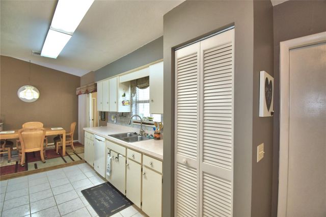 4860 GOLDENVIEW LANE, Lakeland, FL 33811