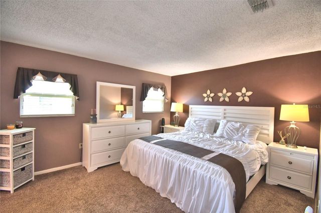 4860 GOLDENVIEW LANE, Lakeland, FL 33811