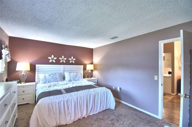 4860 GOLDENVIEW LANE, Lakeland, FL 33811